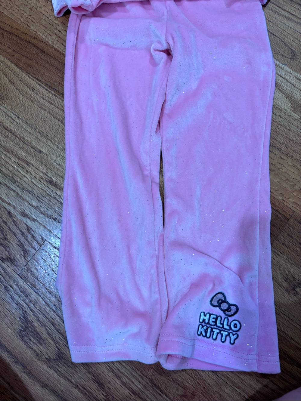Hello Kitty Girls' Pink Sparkle Casual Set - Long Sleeve Top & Pants 6X - Picture 3 of 5